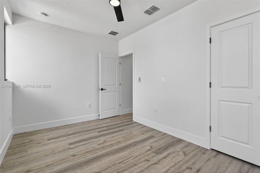 Spacious, unfurnished interior of a new home in , Miami (Image 31).