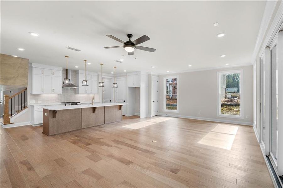 Spacious, unfurnished interior of a new home in Ward's Crossing Townhomes, Johns Creek (Image 43). Spacious, unfurnished interior of a new home in Ward's Crossing Townhomes, Johns Creek (Image 43).
