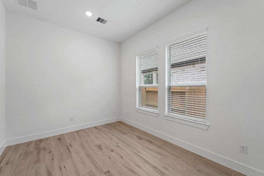 Image 12 of a home in Evergreen. Image 12 of a home in Evergreen.