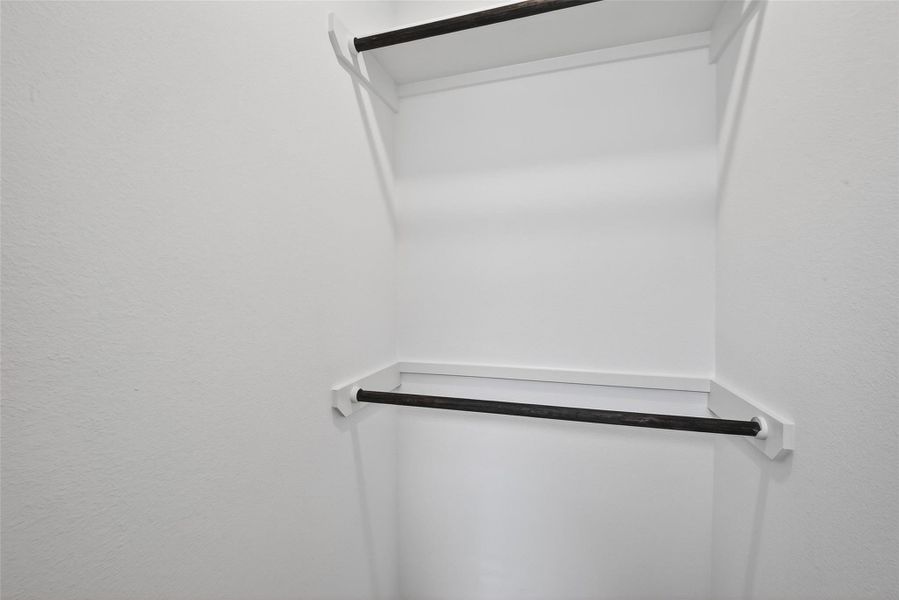 Close-up of interior finishes inside a home in Rollingbrook Estates, Baytown (Image 19). Close-up of interior finishes inside a home in Rollingbrook Estates, Baytown (Image 19).