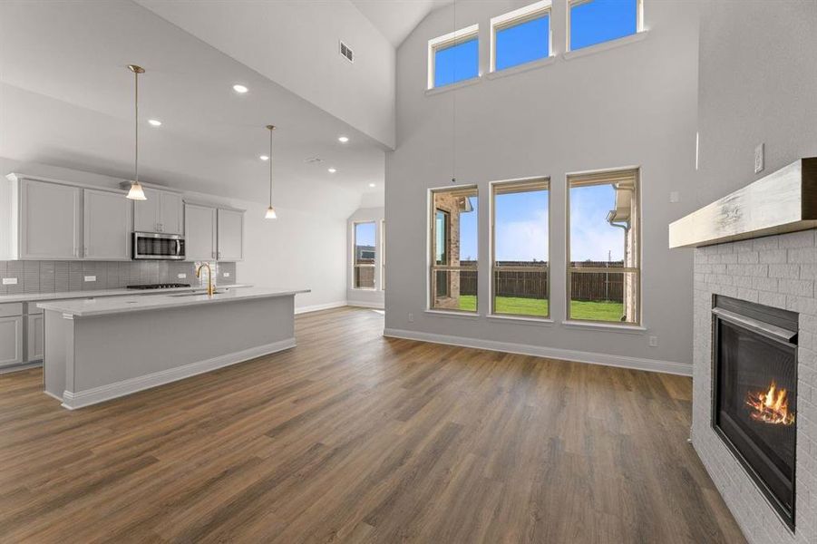 DAL_Meadow Vista_Delta_1705 Willowhurst Lane (14)