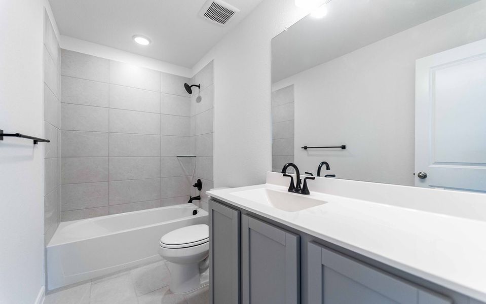 Furnished interior view inside a new home in Travis Ranch, Forney (Image 9). Furnished interior view inside a new home in Travis Ranch, Forney (Image 9).