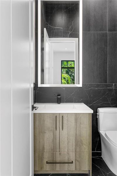 Furnished interior view inside a new home in Snell Isles, St. Petersburg (Image 59). Furnished interior view inside a new home in Snell Isles, St. Petersburg (Image 59).