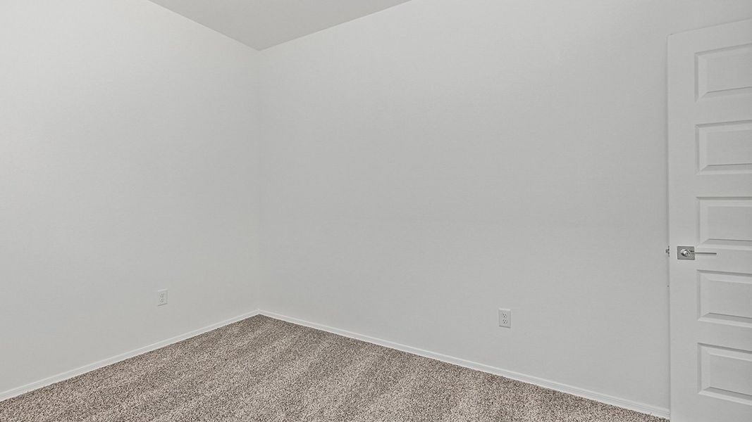 Spacious, unfurnished interior of a new home in Barnett Village, Marana (Image 39).