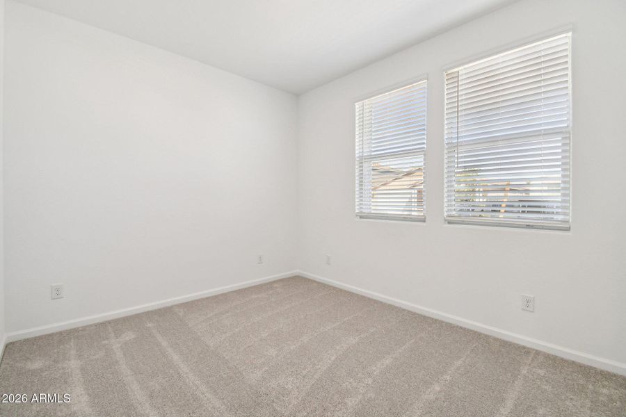 16-web-or-mls-W Tamarisk Ave-S1403-016