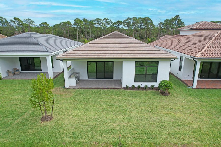 Exterior details and patio area of a home in Cove Royale, Stuart (Image 20).