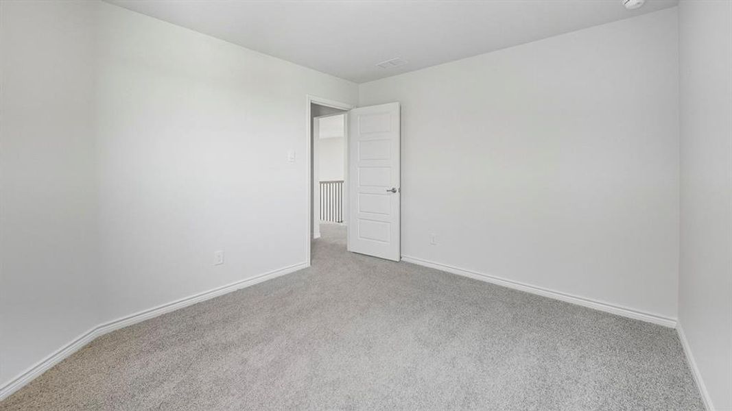 Spacious, unfurnished interior of a new home in Silverado, Aubrey (Image 17).