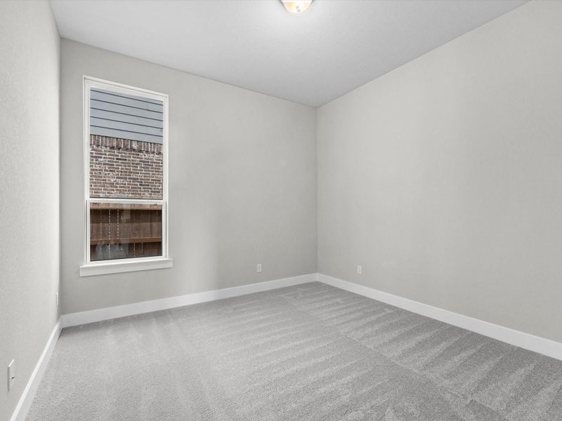 Spacious, unfurnished interior of a new home in Trillium, Richmond (Image 19).