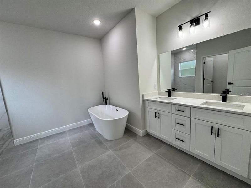 Furnished interior view inside a new home in , Ocala (Image 4).