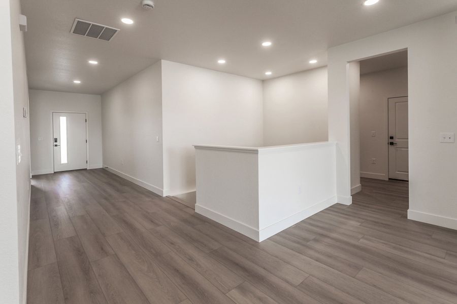 Spacious, unfurnished interior of a new home in Prairie Song, Windsor (Image 40). Spacious, unfurnished interior of a new home in Prairie Song, Windsor (Image 40).