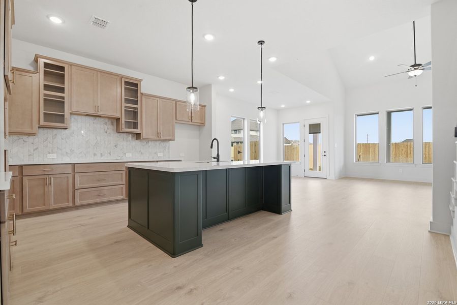 Furnished interior view inside a new home in Haby Hill 50s, San Antonio (Image 11).