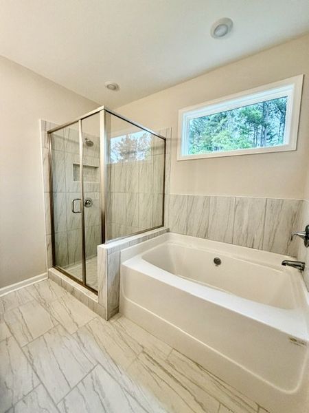 Furnished interior view inside a new home in Oakview, Pine Mountain (Image 7).
