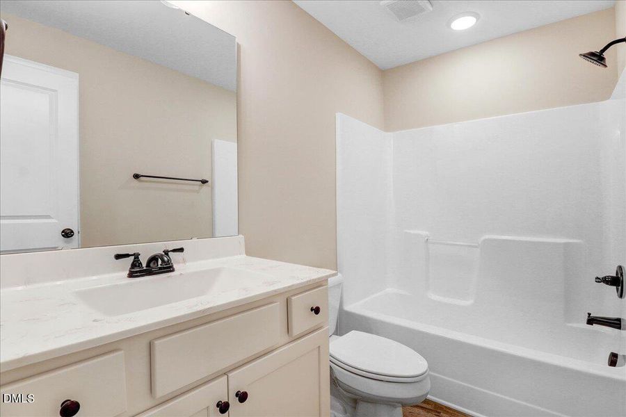 35-27 Wisteria Dr-35 35-27 Wisteria Dr-35