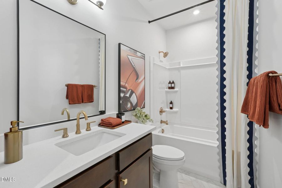 15. Holden- Hall Bath