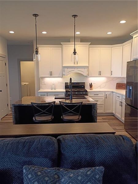 Furnished interior view inside a new home in , Dallas (Image 17).