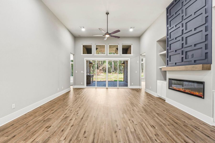 A welcoming living space made for quiet mornings, relaxed evenings, and memorable gatherings.