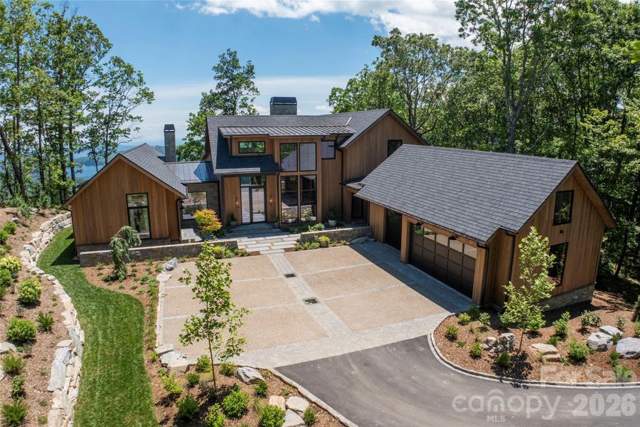 Community amenities in , Lake Toxaway (Image 40). Community amenities in , Lake Toxaway (Image 40).