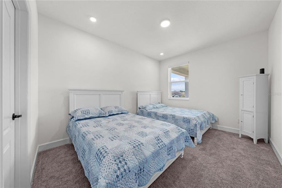 Furnished interior view inside a new home in Eden at Crossprairie, St. Cloud (Image 57).