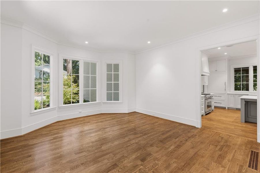 Spacious, unfurnished interior of a new home in , Atlanta (Image 30).