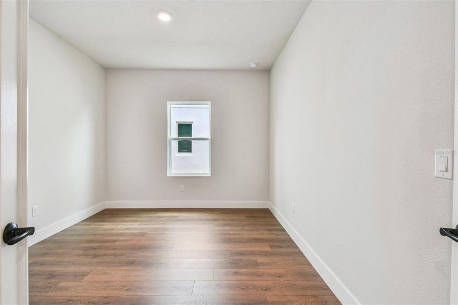 Spacious, unfurnished interior of a new home in North River Ranch – Garden Series, Parrish (Image 17).