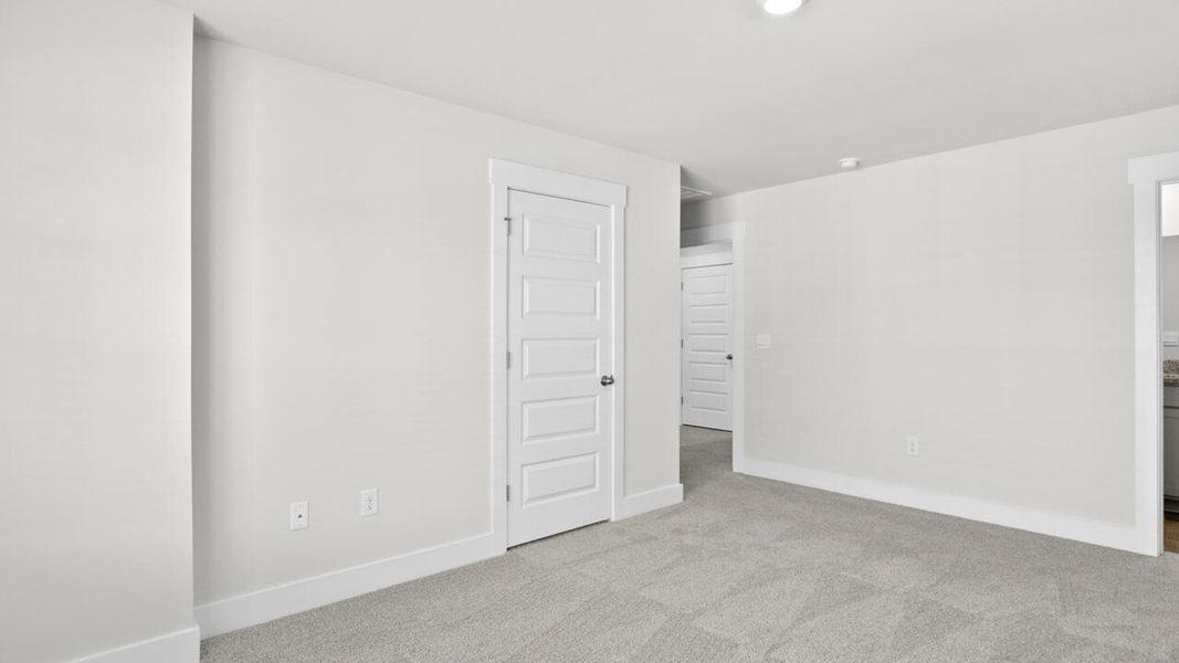 Spacious, unfurnished interior of a new home in Waterside Townhomes, Surf City (Image 21). Spacious, unfurnished interior of a new home in Waterside Townhomes, Surf City (Image 21).