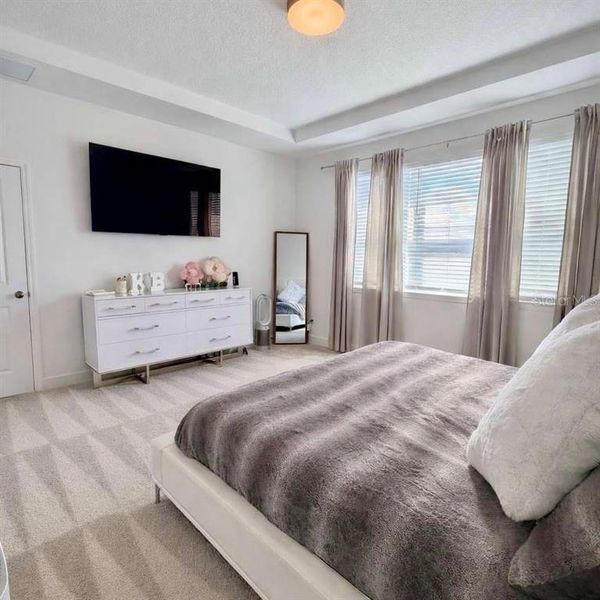 Furnished interior view inside a new home in , Winter Garden (Image 19).