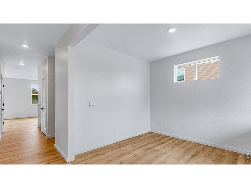 Spacious, unfurnished interior of a new home in Hansen Farm, Fort Collins (Image 26).