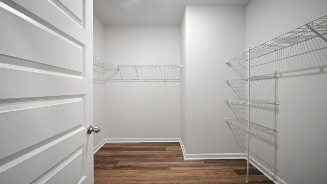 Spacious, unfurnished interior of a new home in Fernhill Farms, Statesboro (Image 20).