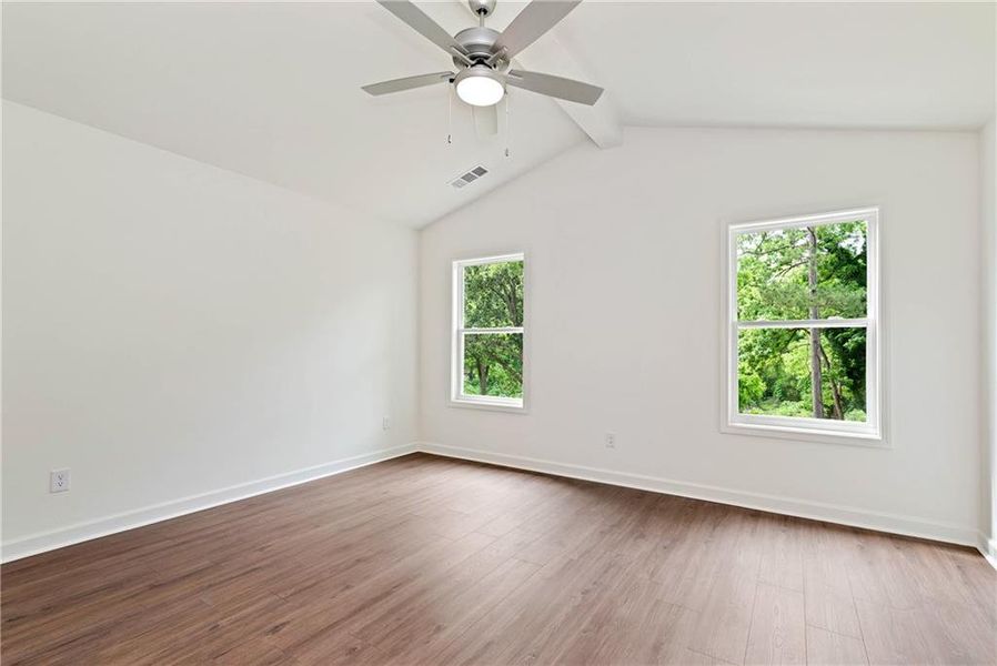 Spacious, unfurnished interior of a new home in , Commerce (Image 38).