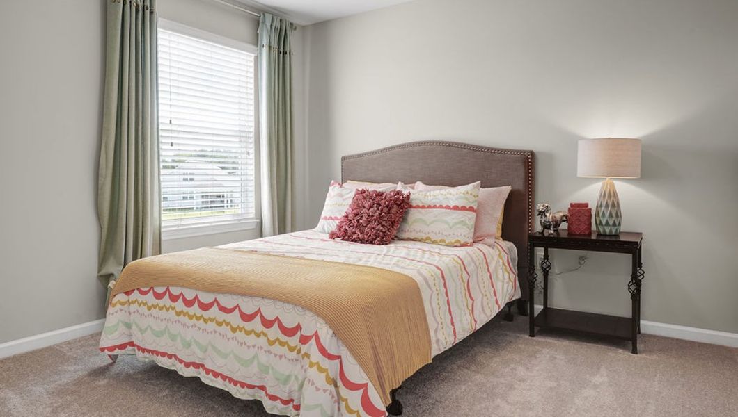 Representative furnished interior of a home built from the Robie by D.R. Horton in The Pines at New Hampstead, Savannah (Image 20).