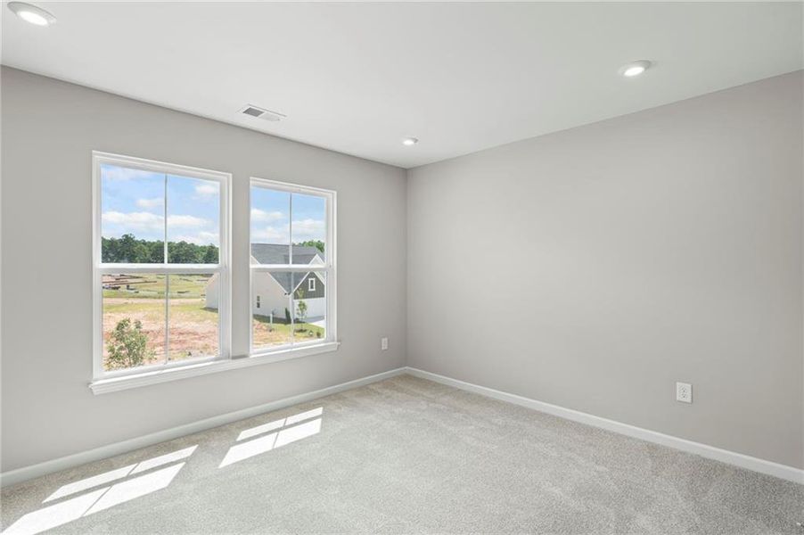 Spacious, unfurnished interior of a new home in Twin Lakes, Hoschton (Image 31).