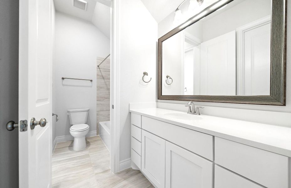 Furnished interior view inside a new home in Audubon 60', Magnolia (Image 9).