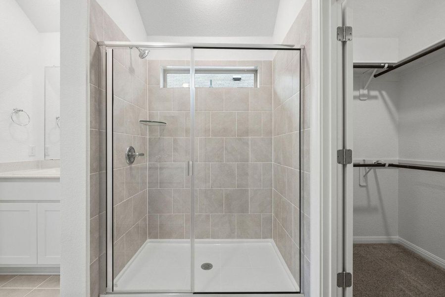 Furnished interior view inside a new home in Trinity Ranch, Elgin (Image 10).