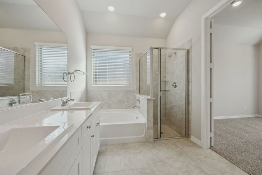 Furnished interior view inside a new home in Summer Crest, Fort Worth (Image 10).