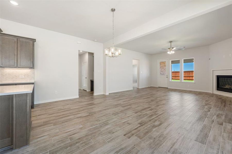 Spacious, unfurnished interior of a new home in Morningstar, Aledo (Image 30).