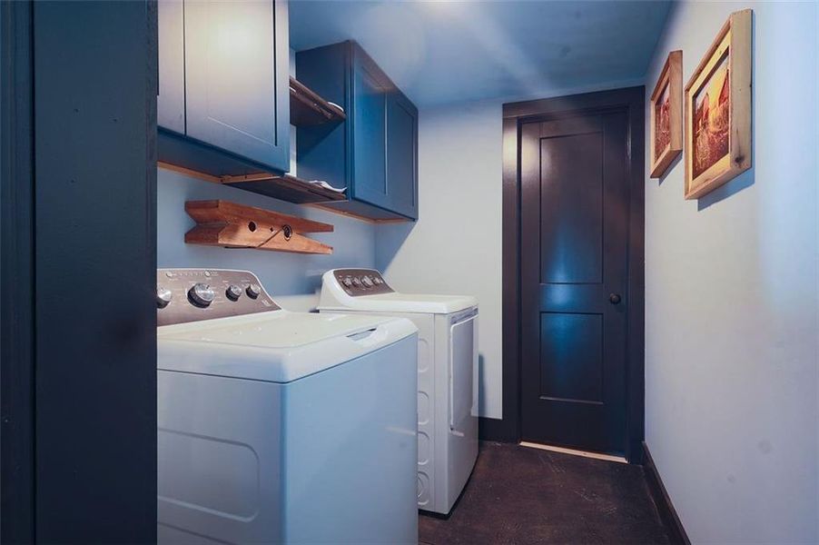 Furnished interior view inside a new home in , Ellijay (Image 6).