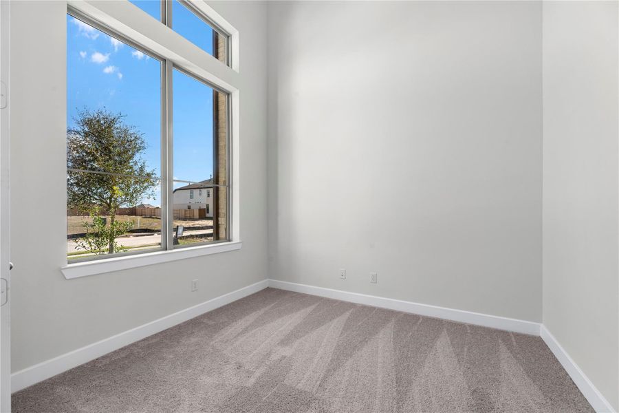 Spacious, unfurnished interior of a new home in Lago Mar - 60', Texas City (Image 16). Spacious, unfurnished interior of a new home in Lago Mar - 60', Texas City (Image 16).