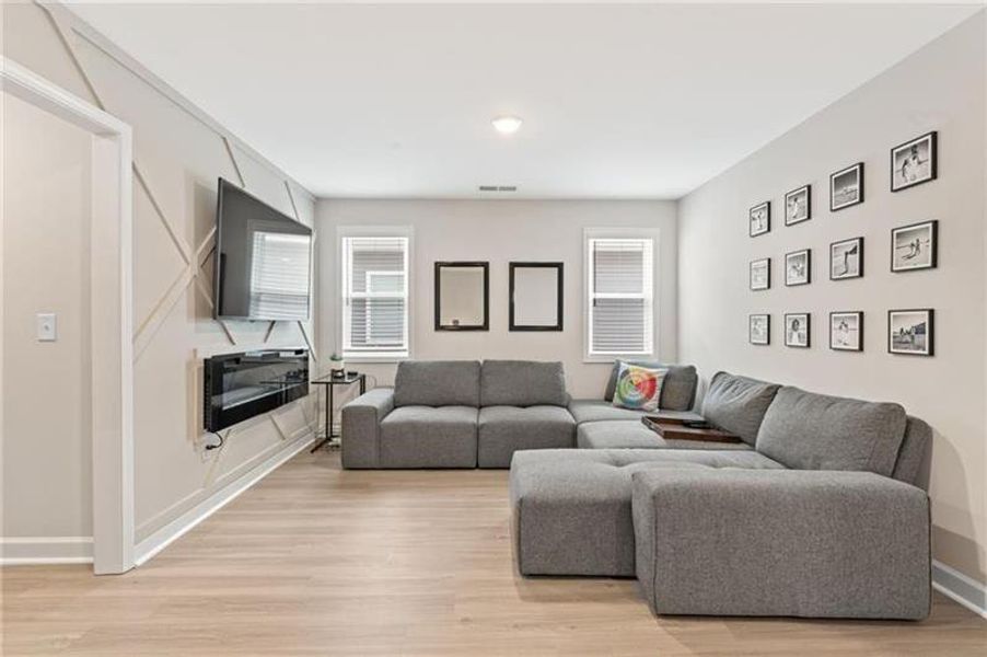 Furnished interior view inside a new home in Tapp Farm, Powder Springs (Image 9). Furnished interior view inside a new home in Tapp Farm, Powder Springs (Image 9).