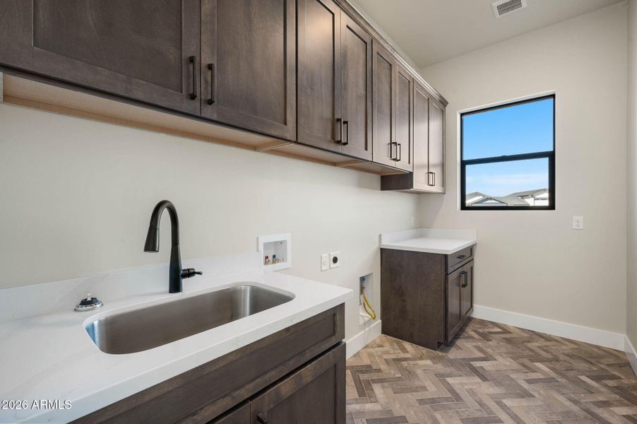 46-Laundry 46-Laundry