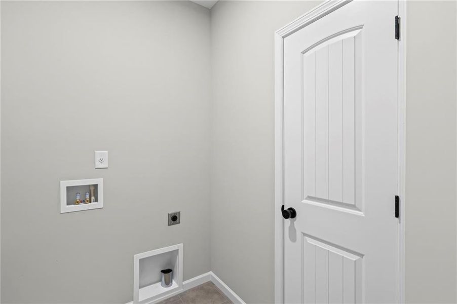 Spacious, unfurnished interior of a new home in Villas at Gold Creek, Dawsonville (Image 15).