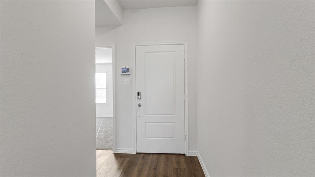 Spacious, unfurnished interior of a new home in Winchester Crossing, Princeton (Image 22).