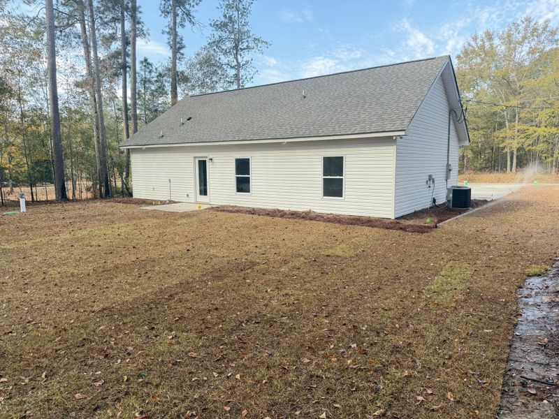 Exterior details and patio area of a home in , Orangeburg (Image 4).