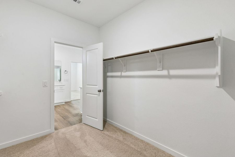 Spacious, unfurnished interior of a new home in Mavera, Conroe (Image 21). Spacious, unfurnished interior of a new home in Mavera, Conroe (Image 21).
