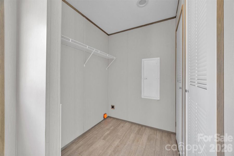 Spacious, unfurnished interior of a new home in , Taylorsville (Image 23).