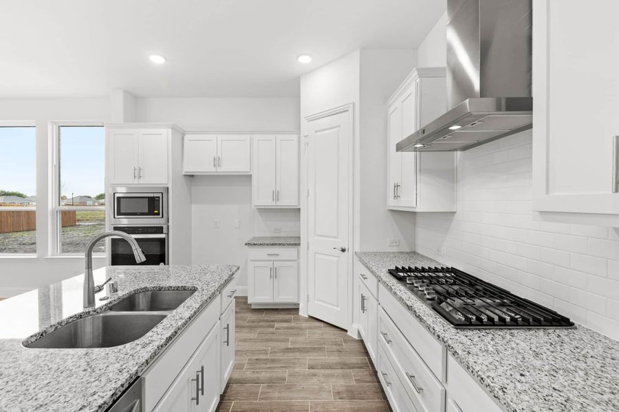 Representative furnished interior of a home built from the The Rio Grande Executive by UnionMain Homes in Wildflower Ranch, Justin (Image 8).