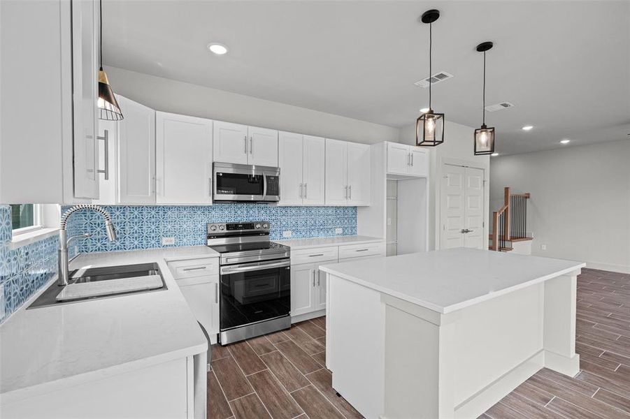 Furnished interior view inside a new home in , Granbury (Image 11).