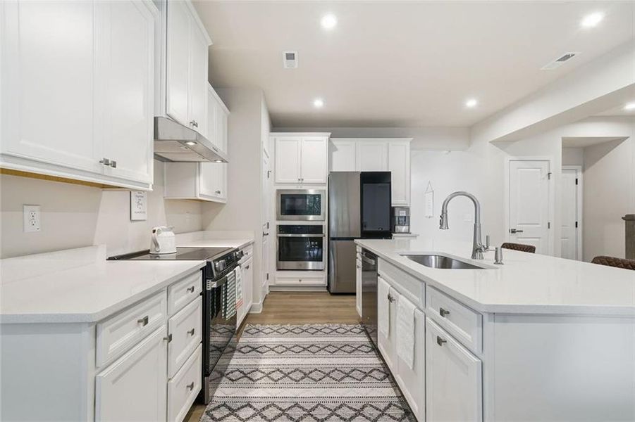 Furnished interior view inside a new home in , Calhoun (Image 29).
