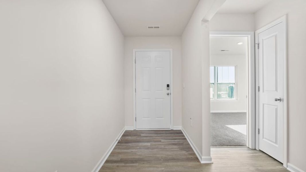 Spacious, unfurnished interior of a new home in Cedar Gap, Fountain Inn (Image 14). Spacious, unfurnished interior of a new home in Cedar Gap, Fountain Inn (Image 14).