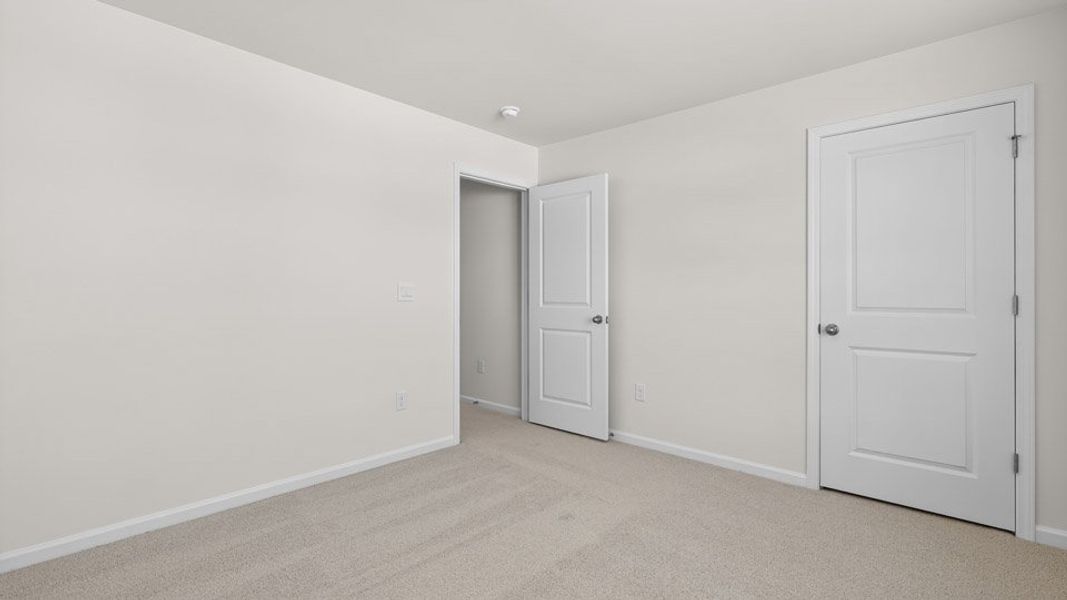 Spacious, unfurnished interior of a new home in Martin Farms, Aberdeen (Image 26).