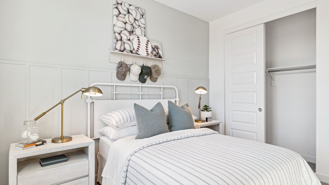 Representative furnished interior of a home built from the Apache by D.R. Horton in The Ridge at Stone Butte, Phoenix (Image 39).